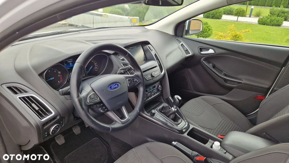 Ford Focus 1.5 TDCi DPF Start-Stopp-System Titanium - 13