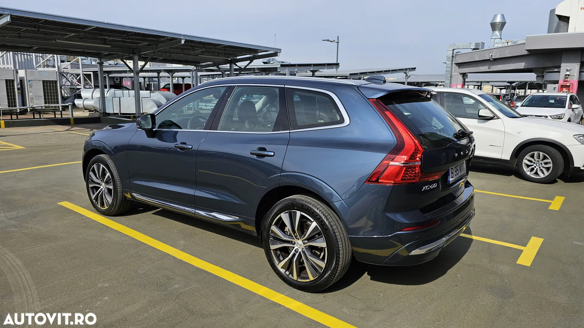 Volvo XC 60 B4 MHEV Inscription - 3