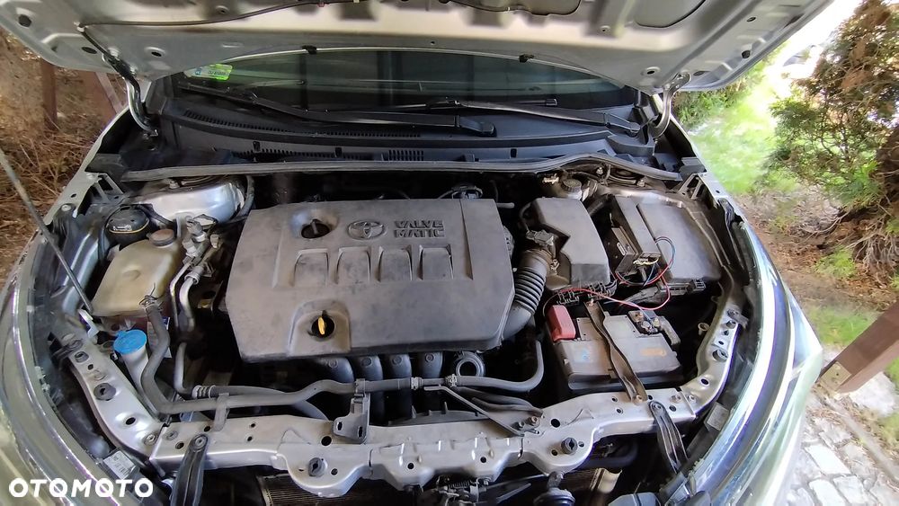 Toyota Corolla 1.6 Premium MS - 6