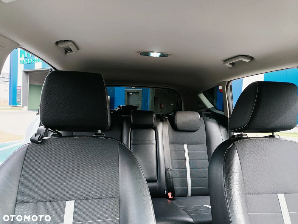 Ford Kuga 2.0 TDCi Titanium - 11