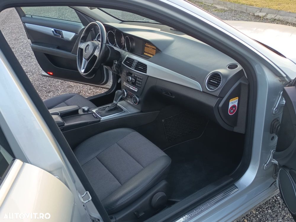 Mercedes-Benz C - 7