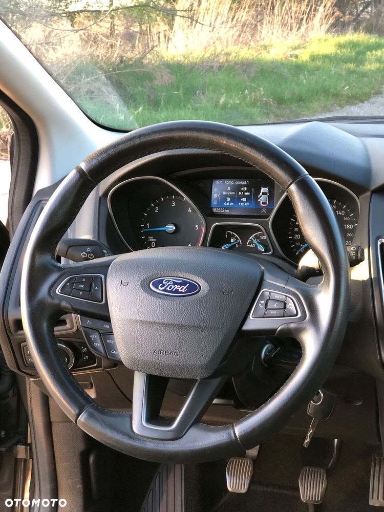 Ford Focus 1.5 EcoBlue STart-Stopp-System TITANIUM X - 31