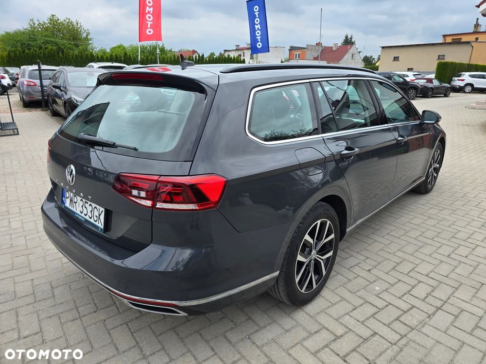 Volkswagen Passat Variant - 4