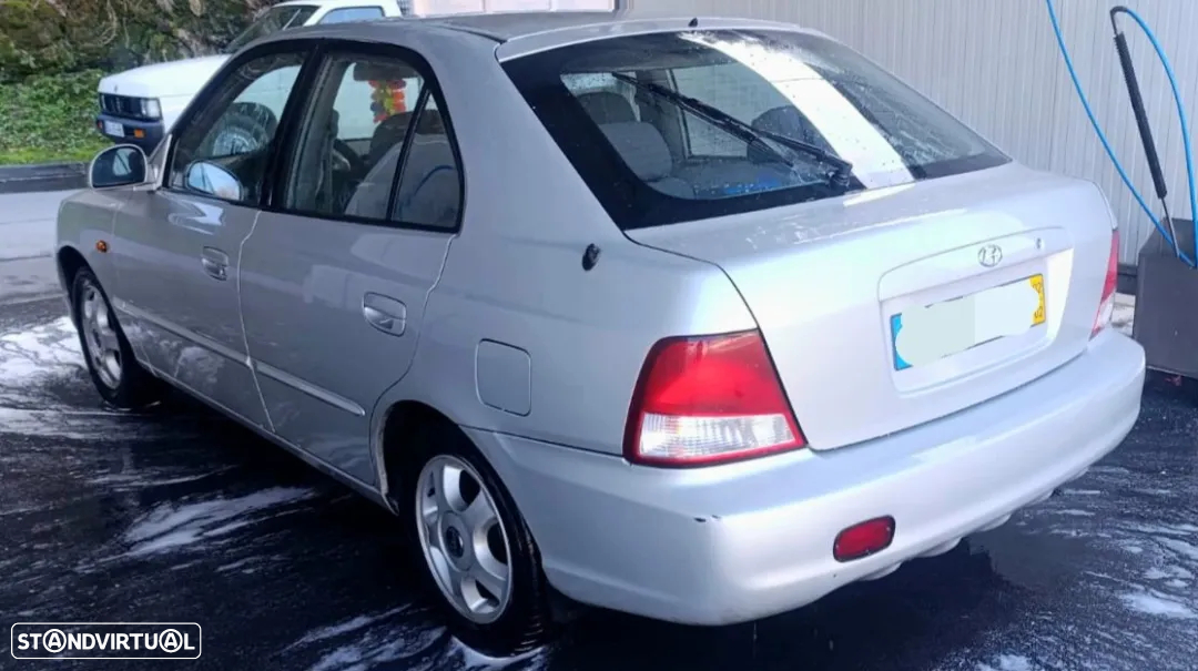 Hyundai Accent 1.3 World Cup P1 - 5