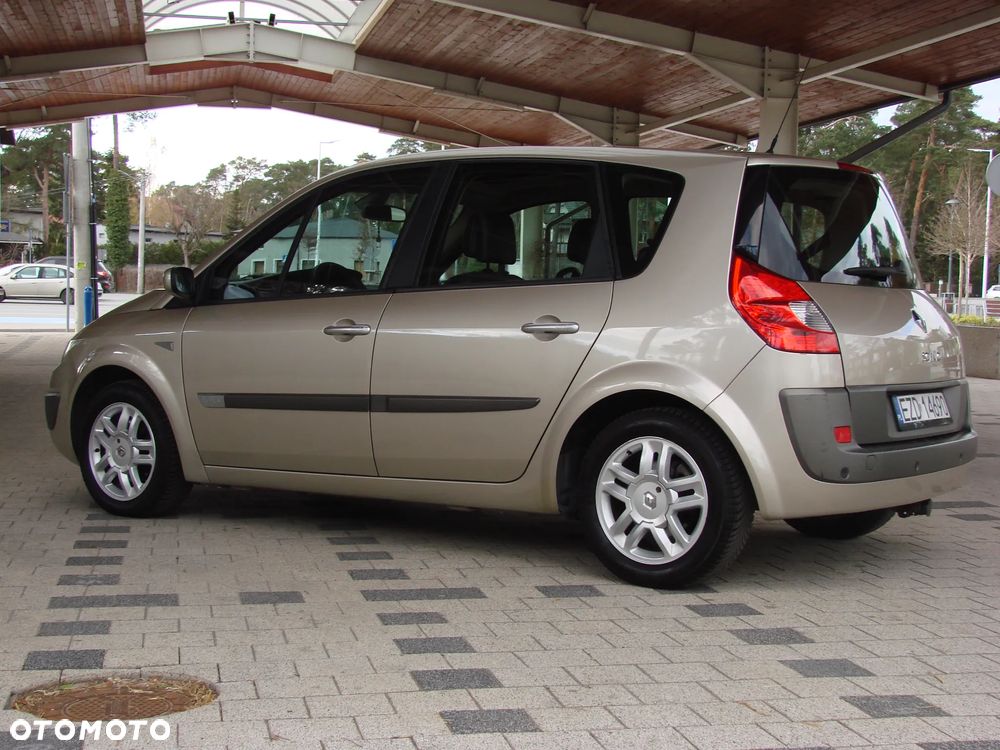 Renault Scenic - 2