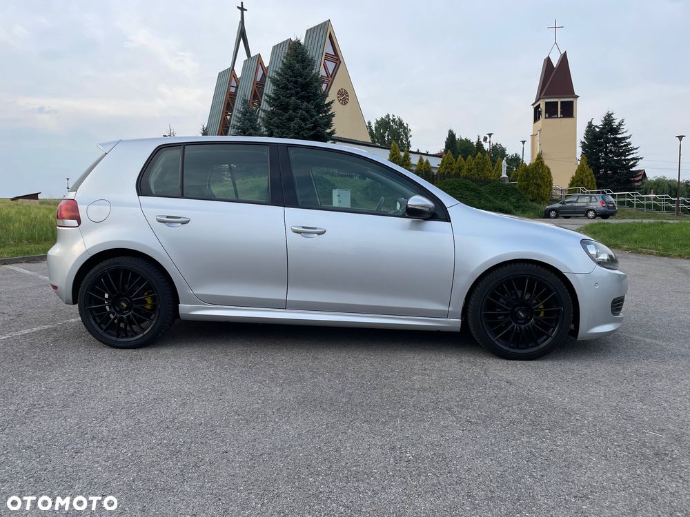 Volkswagen Golf 1.6 TDI DPF BlueMotion - 2