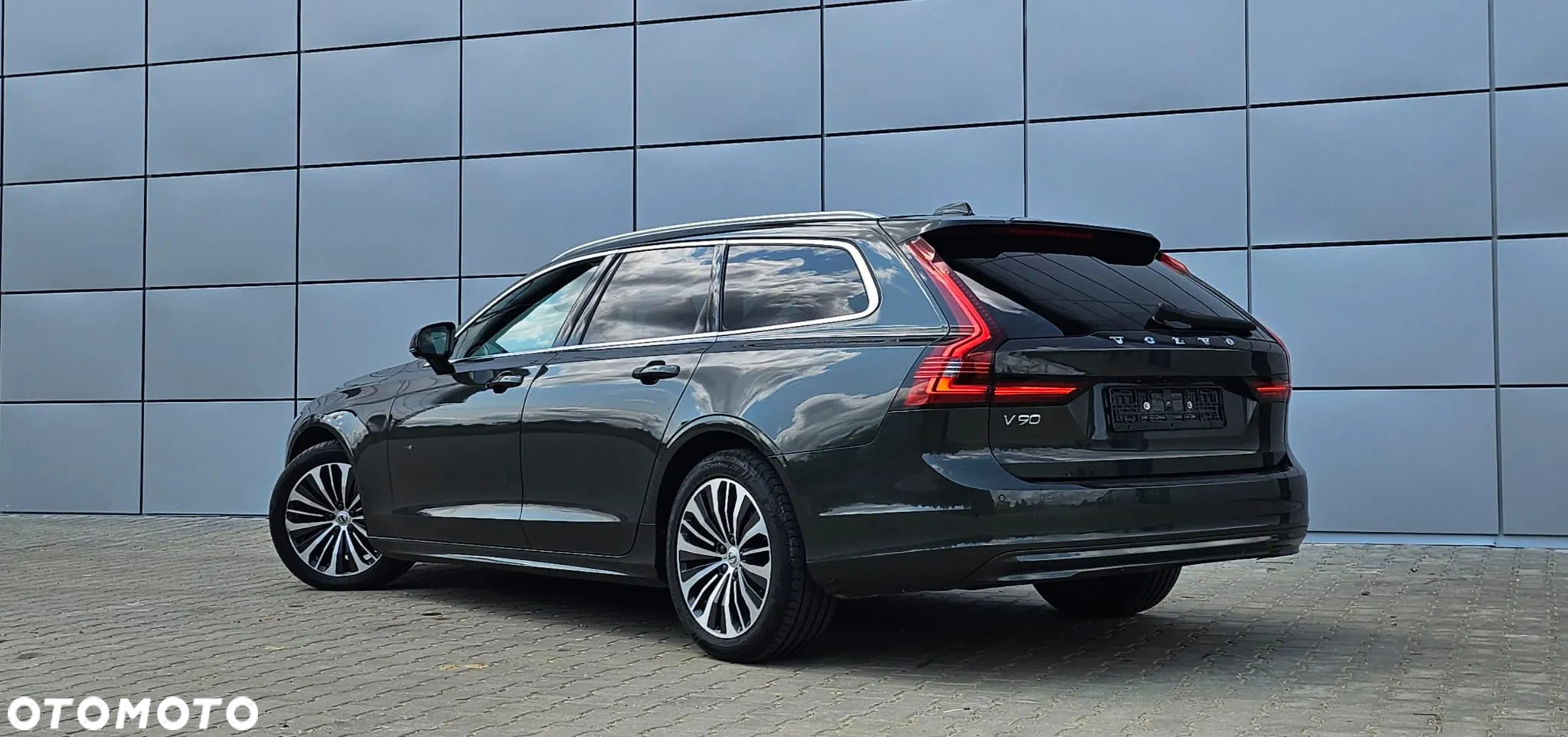 Volvo V90 B4 D Geartronic Momentum Pro - 11