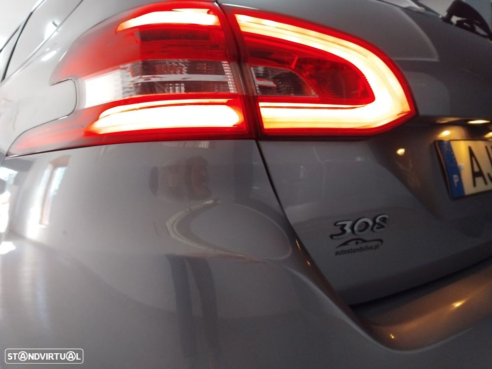 Peugeot 308 SW 1.6 BlueHDi Allure - 18