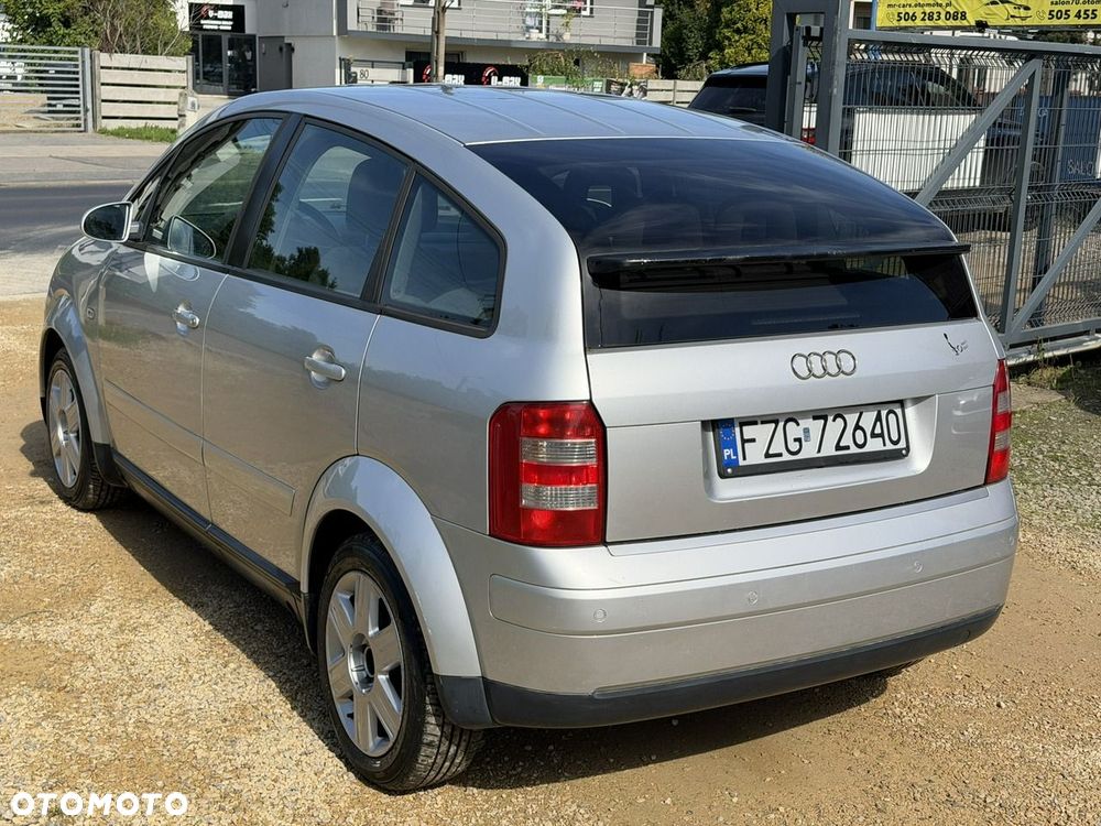 Audi A2 - 8