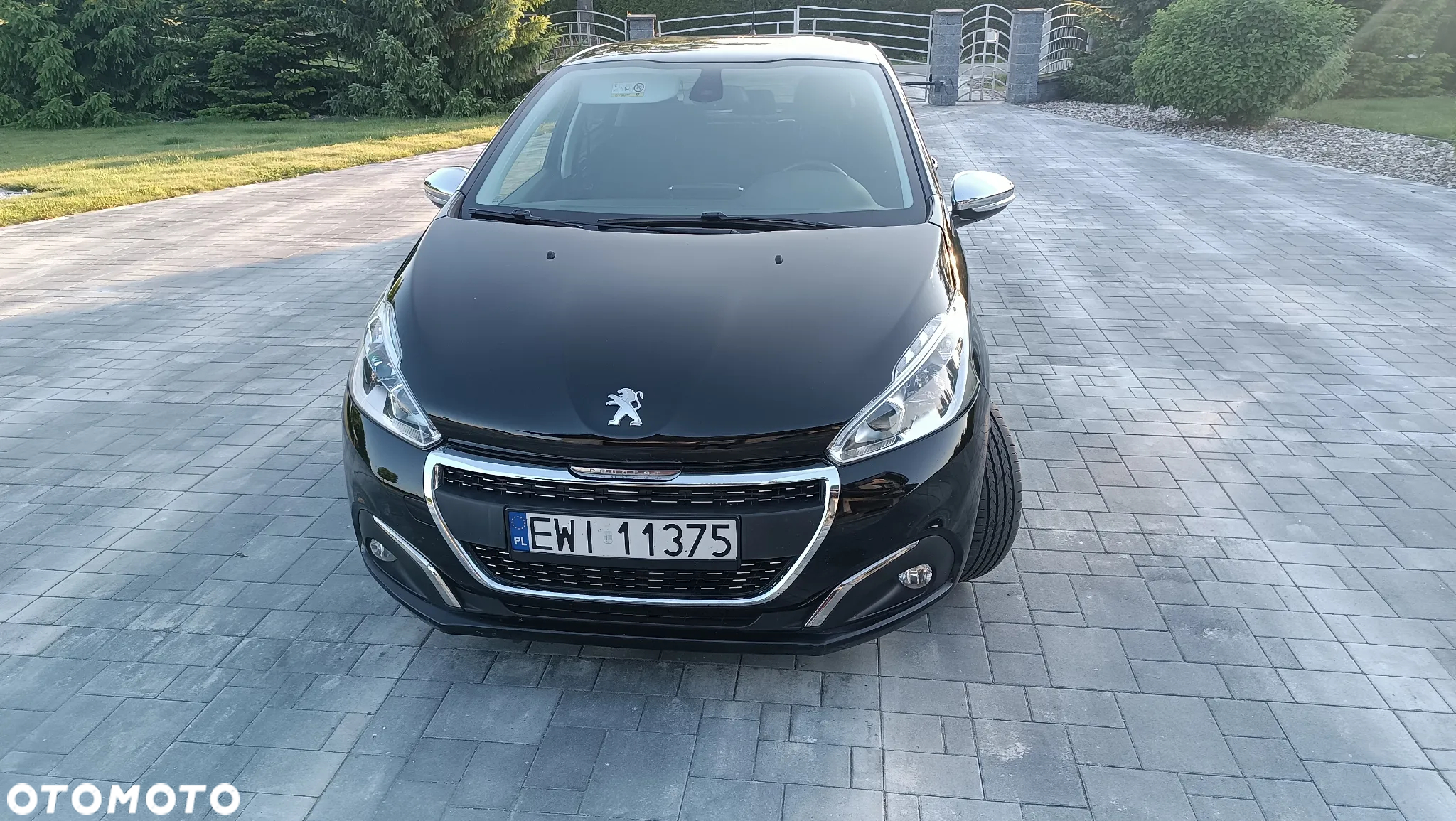 Peugeot 208 PureTech 110 Stop & Start Allure - 6