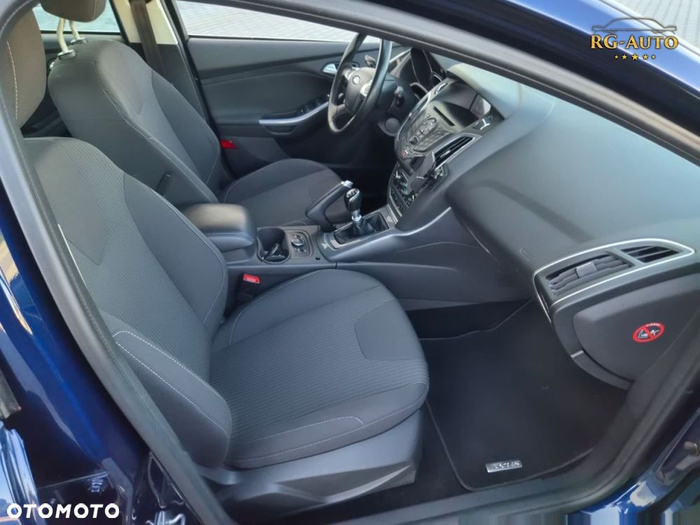 Ford Focus - 28