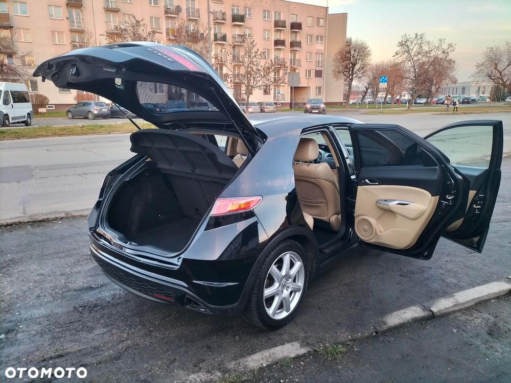 Honda Civic 1.8 Sport - 12