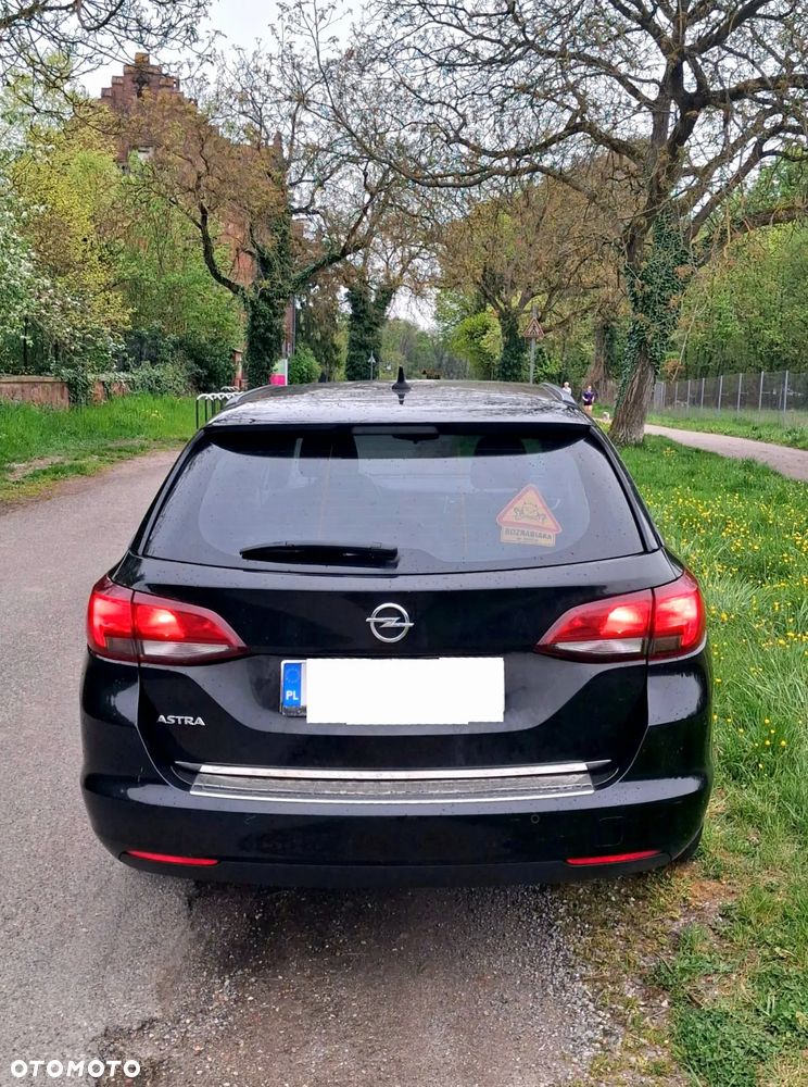 Opel Astra 1.6 CDTI Enjoy - 4
