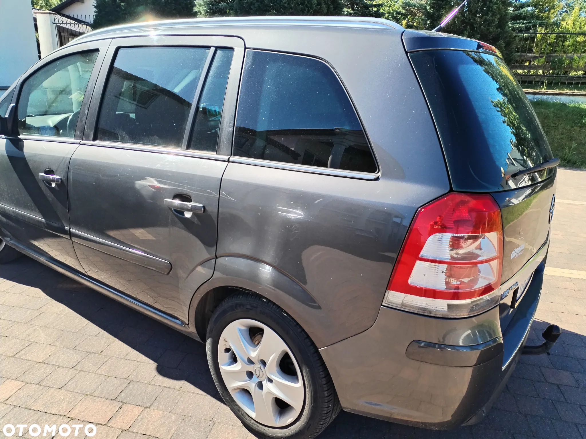 Opel Zafira - 4