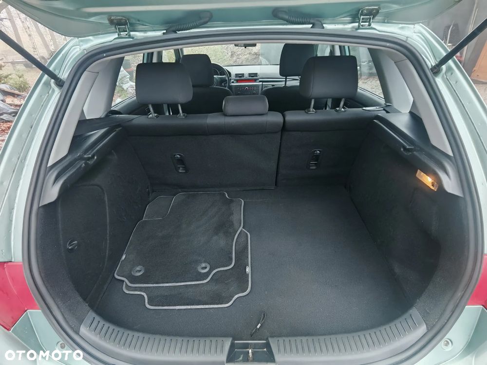 Mazda 3 - 6