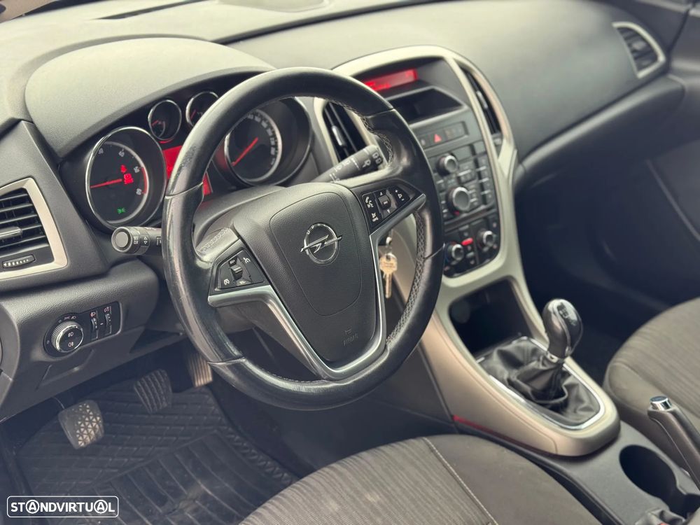 Opel ASTRA - 5