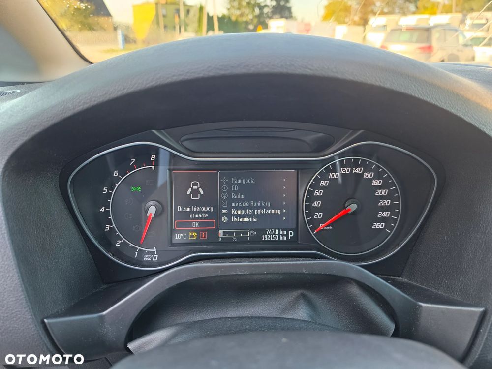 Ford S-Max - 10
