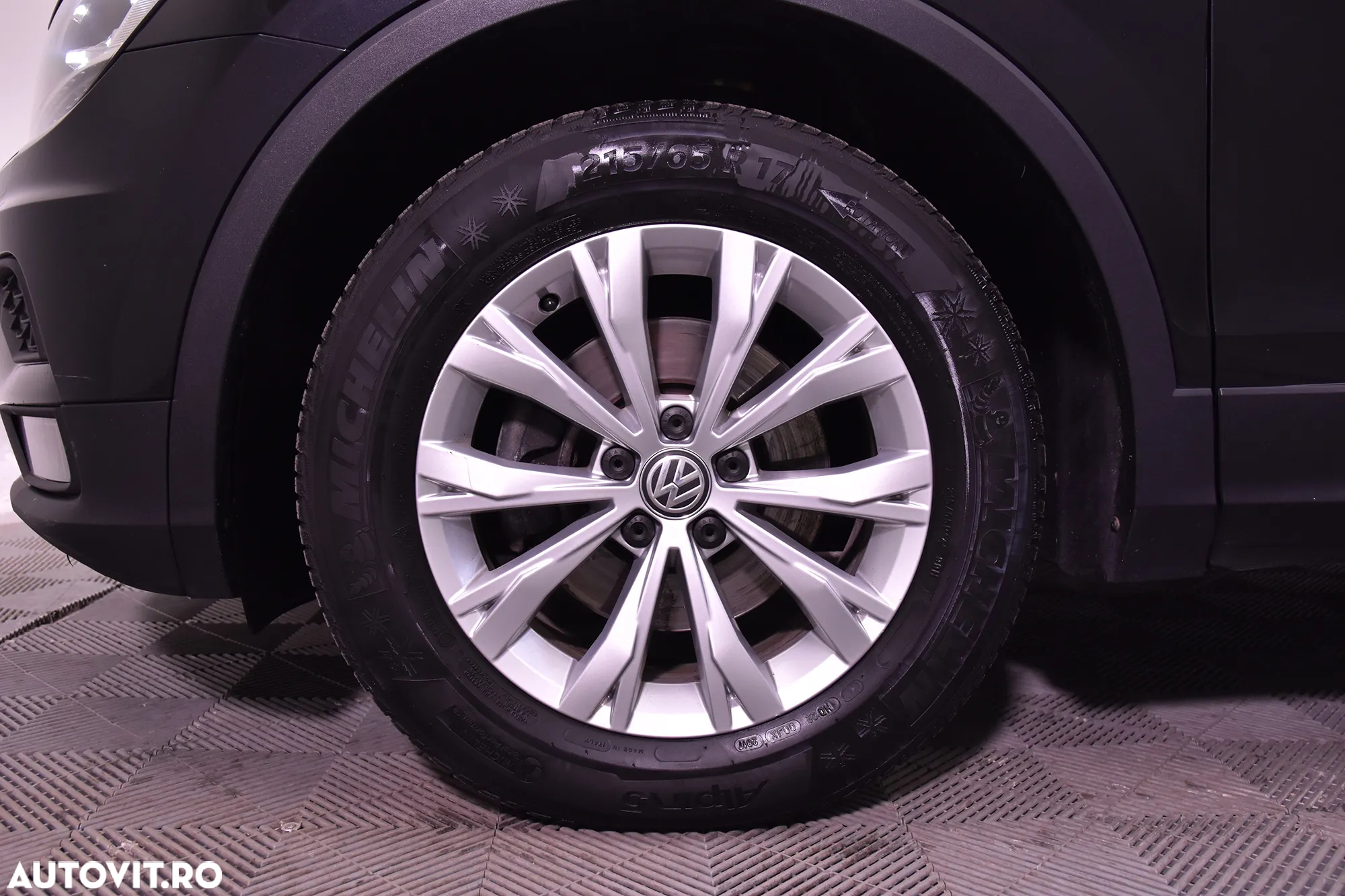 Volkswagen Tiguan 2.0 TDI 4Mot DSG Highline - 13