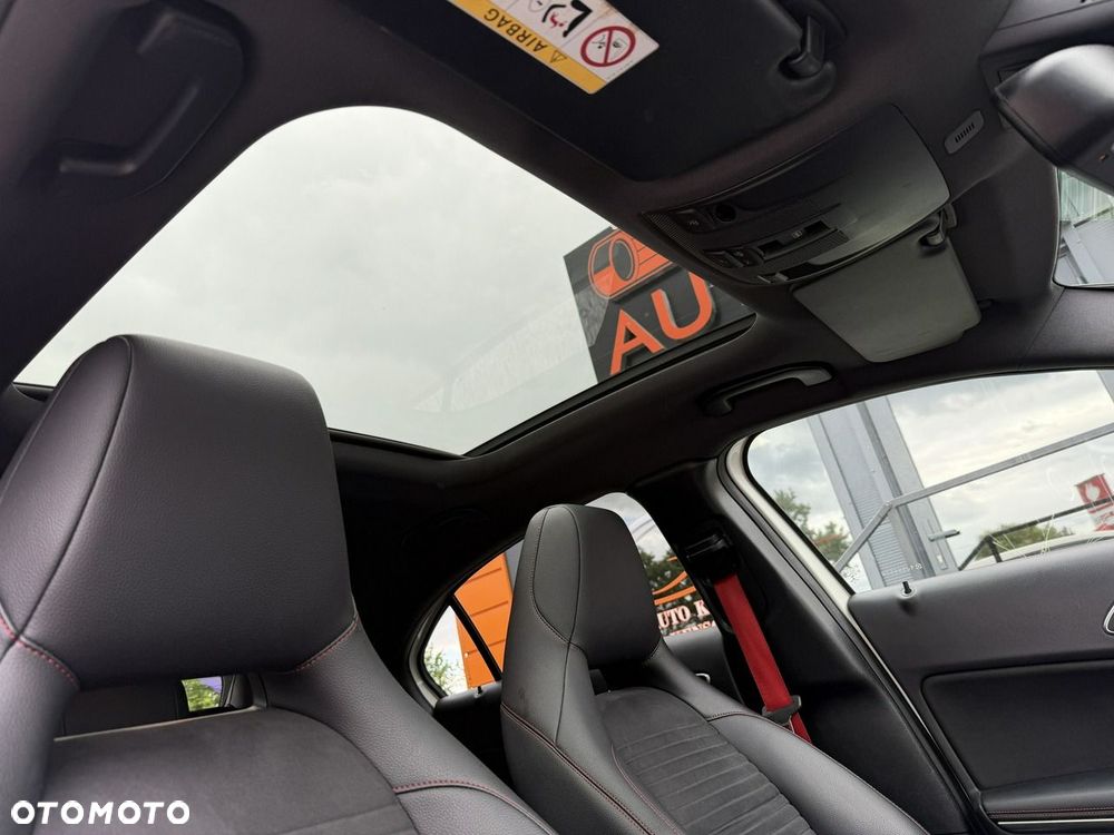 Mercedes-Benz Klasa A AMG 45 4Matic AMG Speedshift 7G-DCT - 28