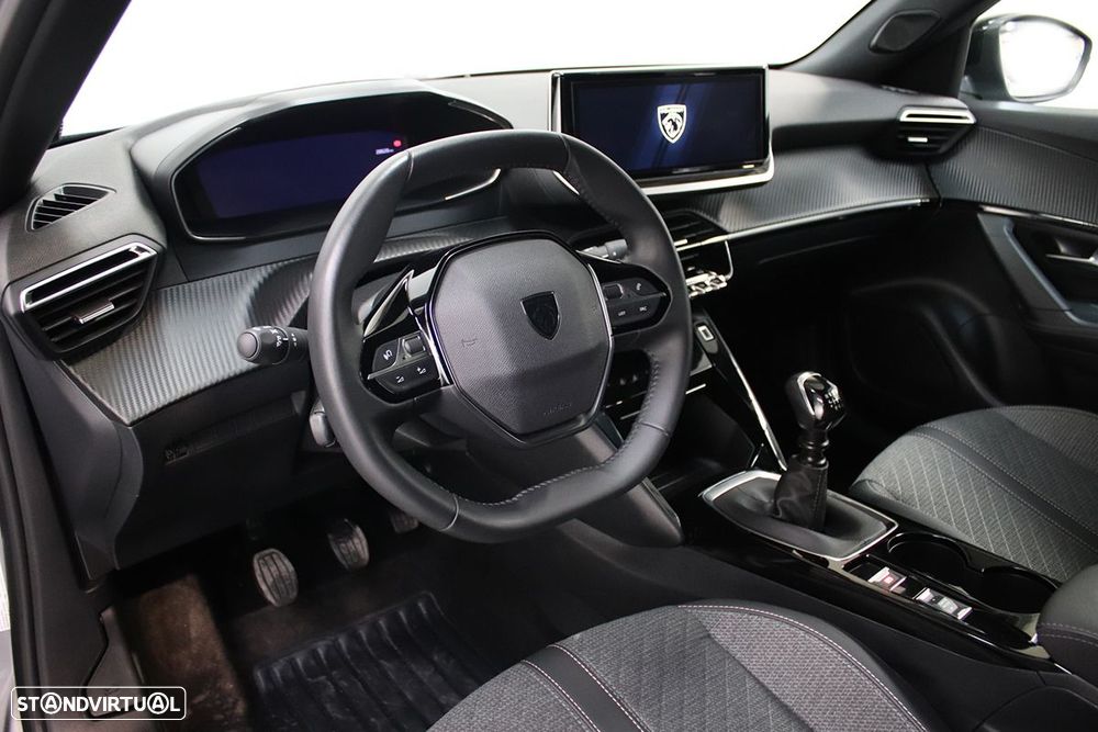 Peugeot 2008 1.2 PureTech Allure - 7