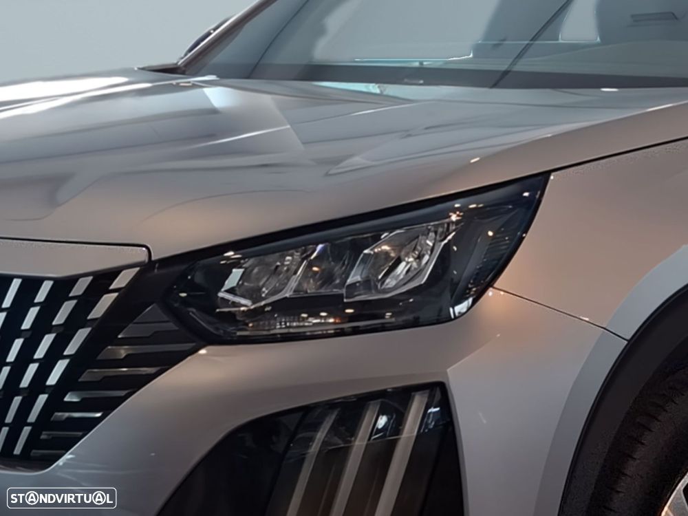 Peugeot e-2008 54 kWh Allure - 3