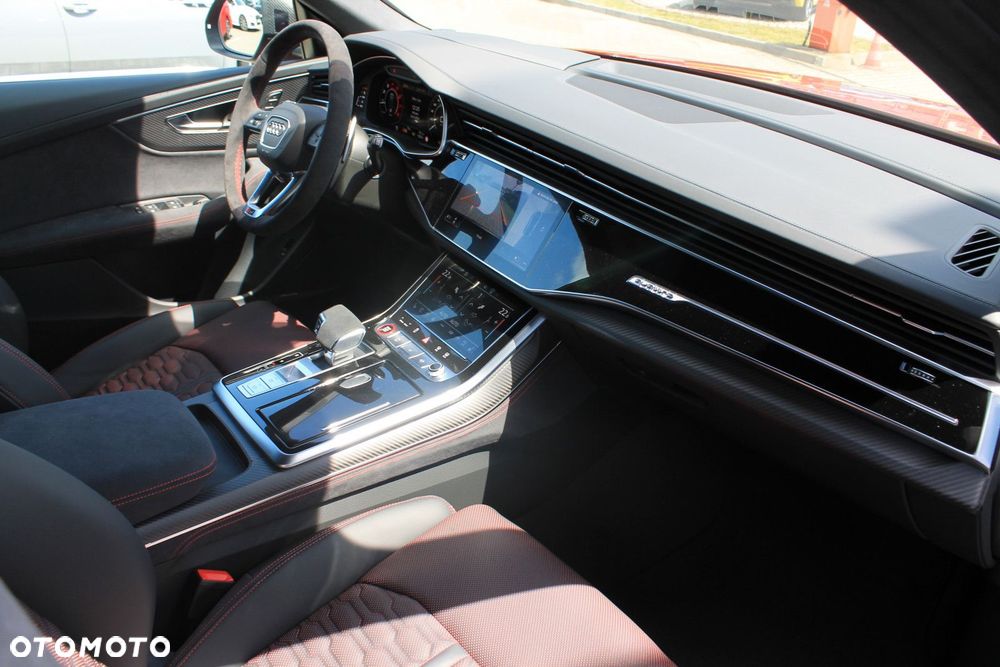 Audi RS Q8 - 21