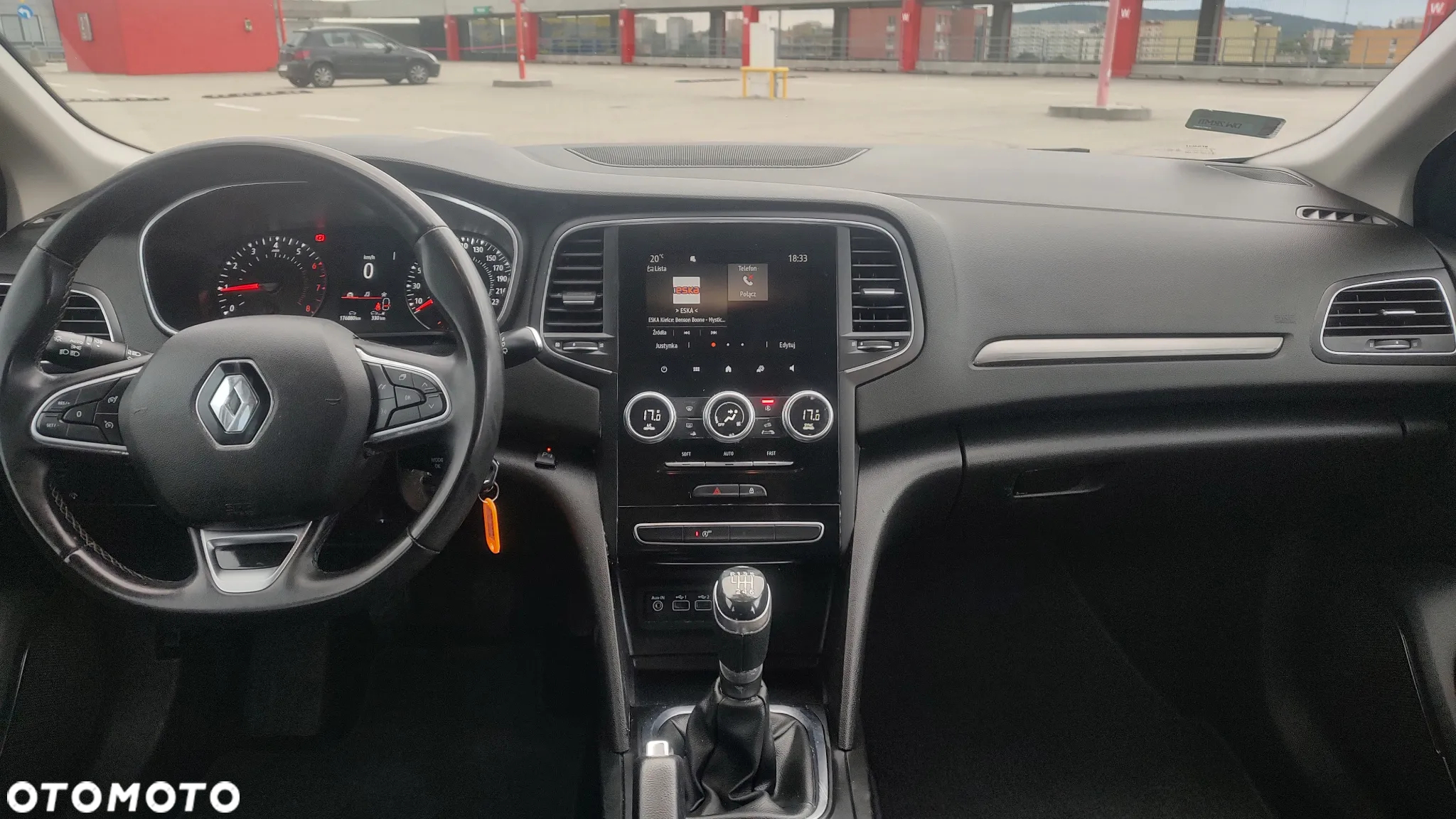 Renault Megane 1.3 TCe FAP Zen - 21