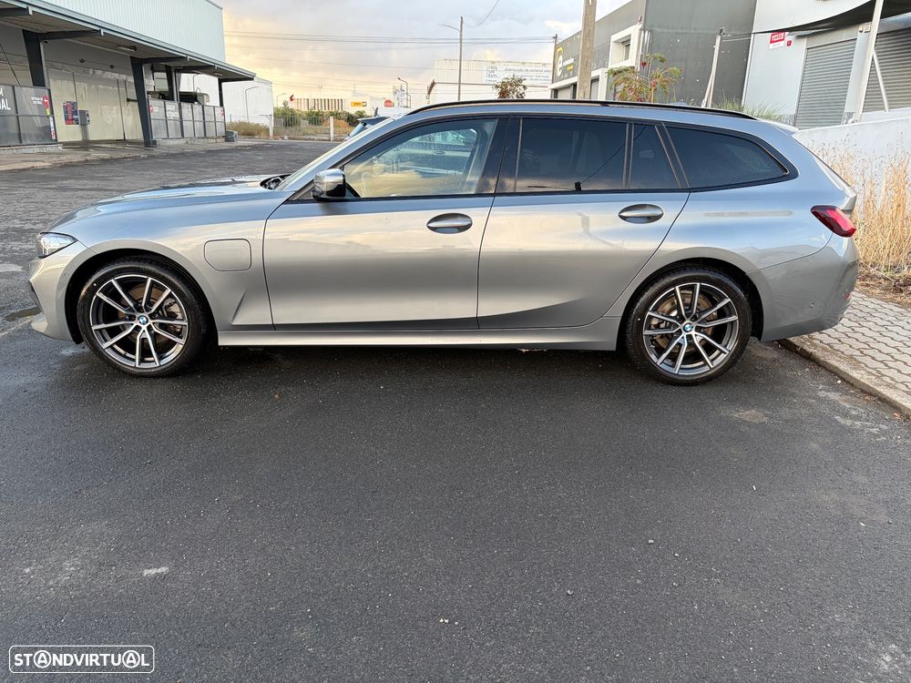 BMW 330 - 4