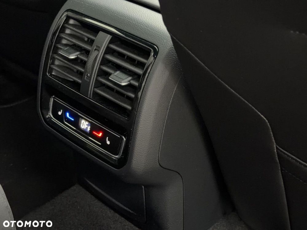 Volkswagen Arteon 2.0 TDI 4Motion R-Line DSG - 16