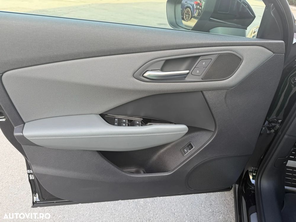 Audi Q3 2.0 35 TDI S tronic - 33