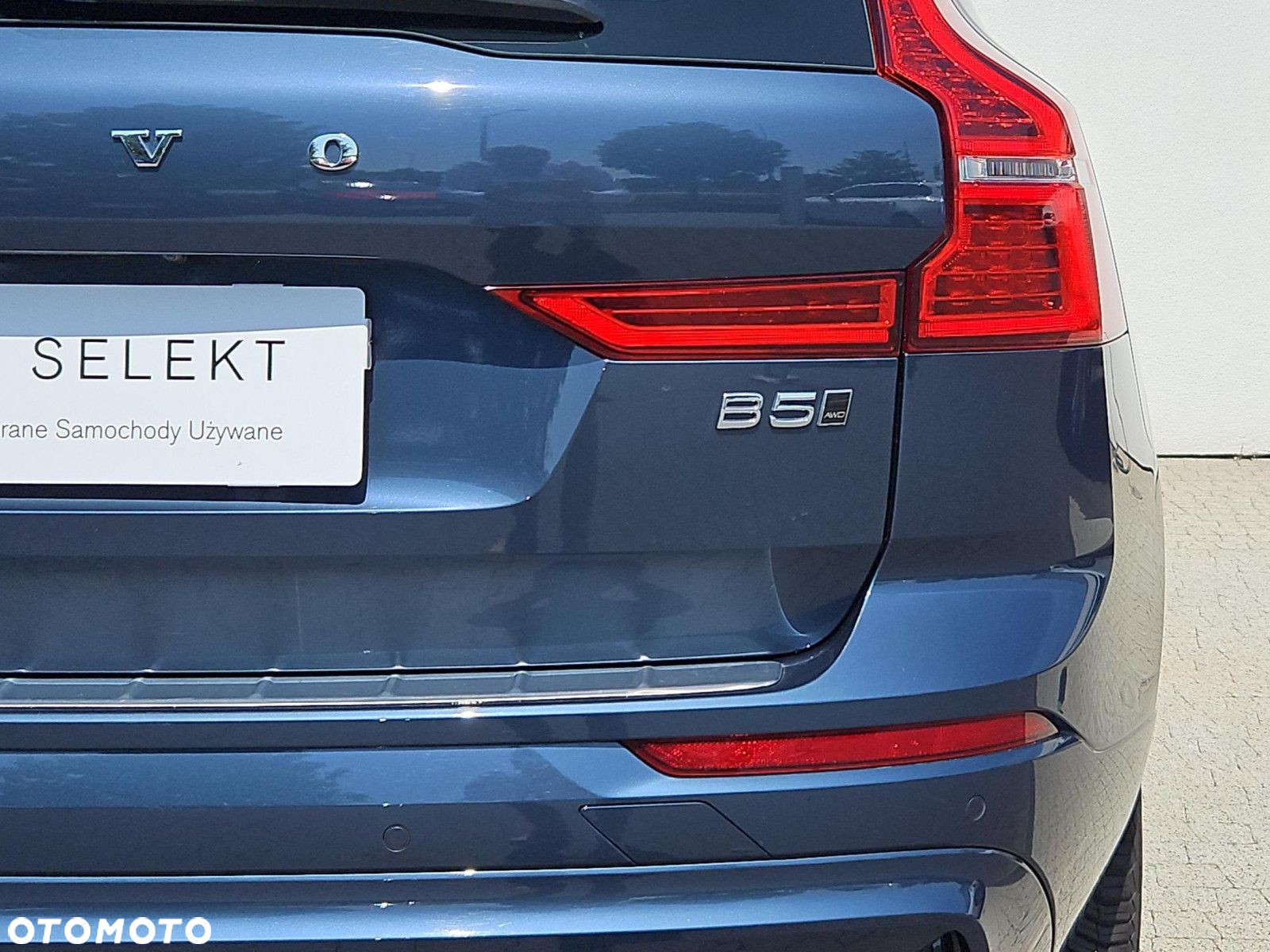 Volvo XC 60 B5 B AWD Plus Dark - 32