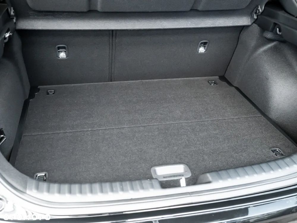 Kia XCeed 1.6 T-GDI Tribute DCT - 19