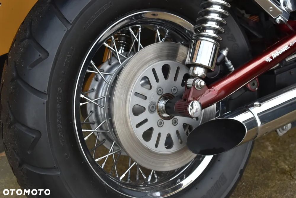 Suzuki Intruder - 32