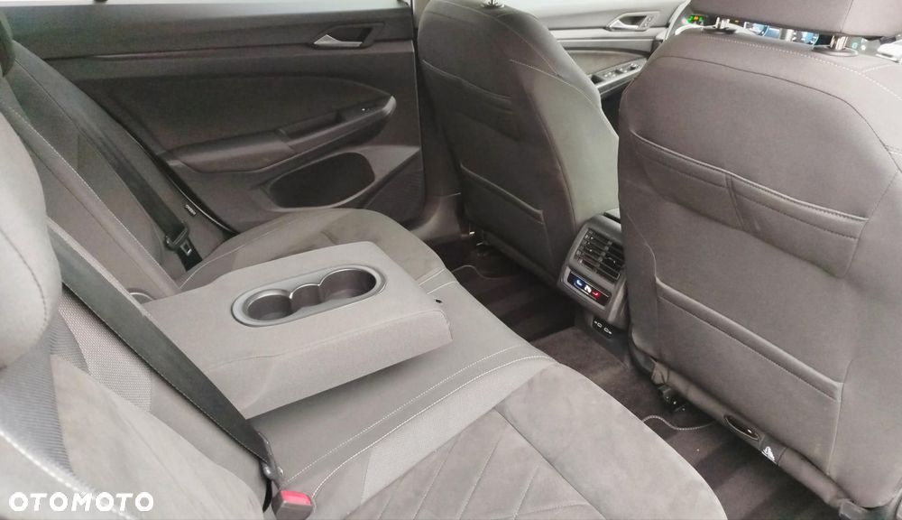 Volkswagen Golf 2.0 TDI SCR DSG Style - 9