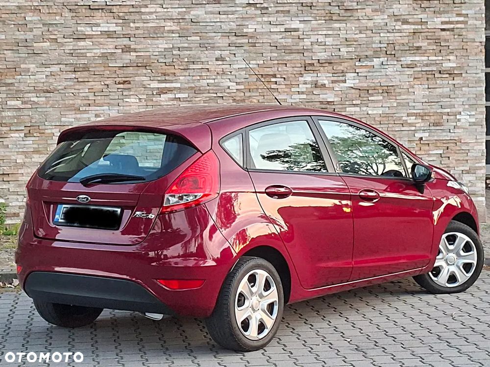 Ford Fiesta 1.25 Champions Edition - 19