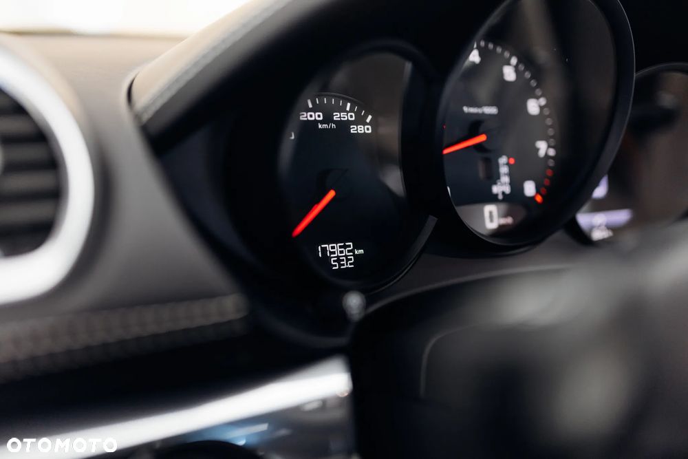 Porsche 718 Cayman GPF PDK - 25