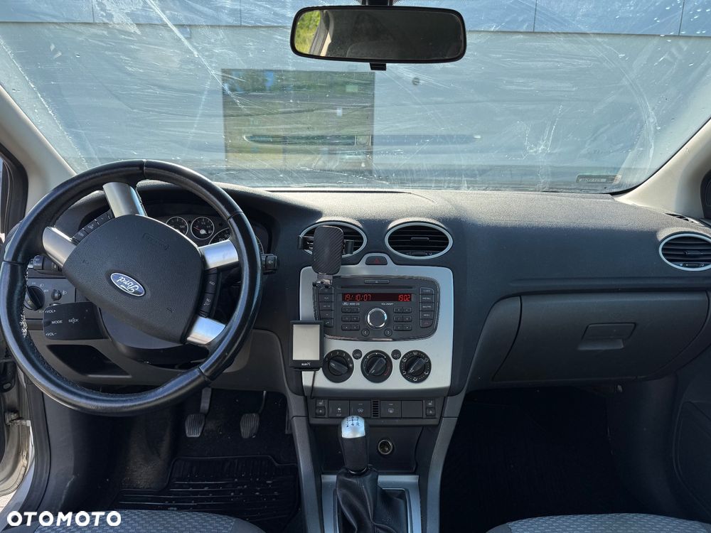 Ford Focus - 8