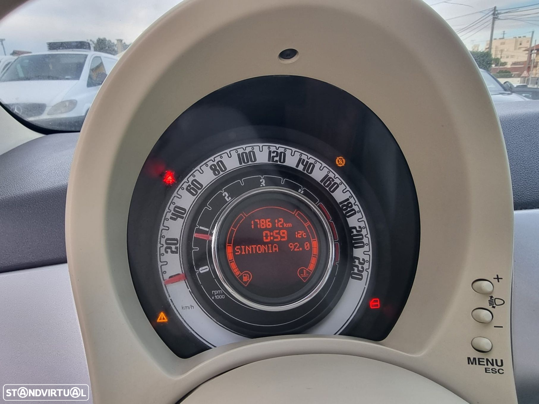 Fiat 500 1.3 16V MJ Lounge S&S - 11