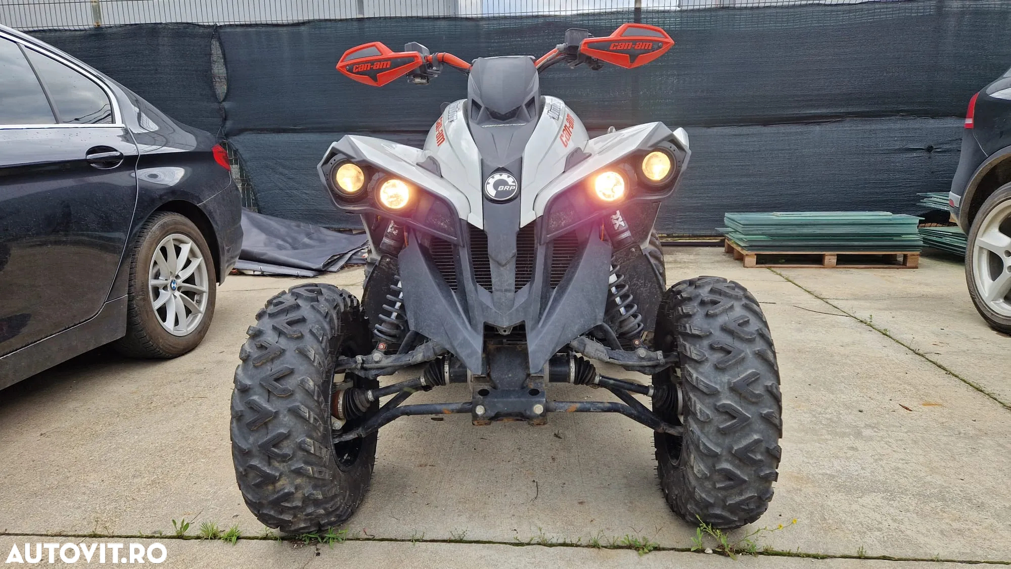 Can-Am Renegade - 12