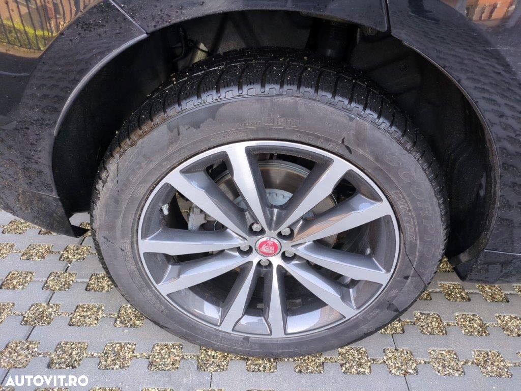 Jaguar F-Pace D200 AWD R-Dynamic HSE 90th Anniversary Edition - 10