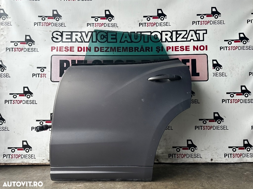 Usa stanga spate MASERATI LEVANTE Q4 2016 2017 2018 2019 gri - 2