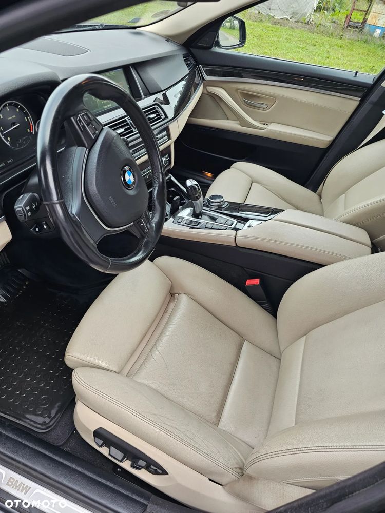 BMW Seria 5 530d xDrive Luxury Line - 10