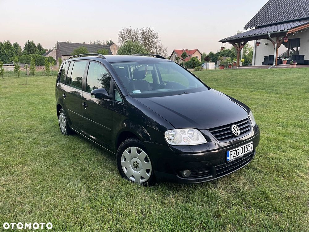 Volkswagen Touran - 3