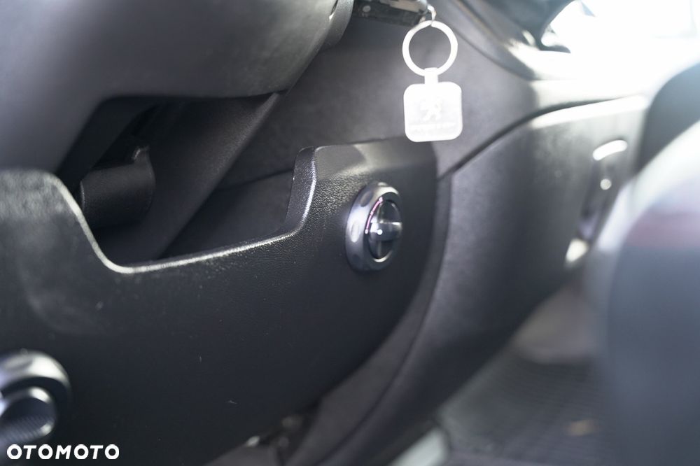 Peugeot BOXER /  9 OSOBOWY /  BLASZAK / FURGON / BOGATE WYPOSAŻENIE / - 24