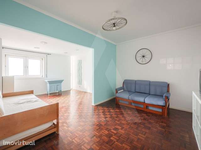 Apartamento T3 com vistas desafogadas sobre a cidade e ria de Aveiro - Grande imagem: 2/31