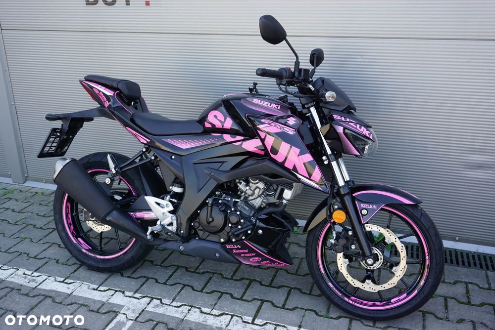 Suzuki GSX - 2