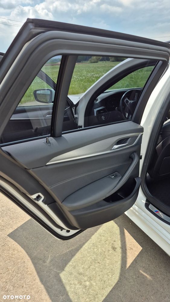 BMW Seria 5 - 28