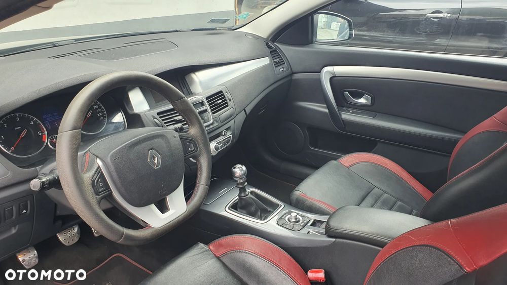 Renault Laguna 2.0 dCi Monaco GP2 - 37