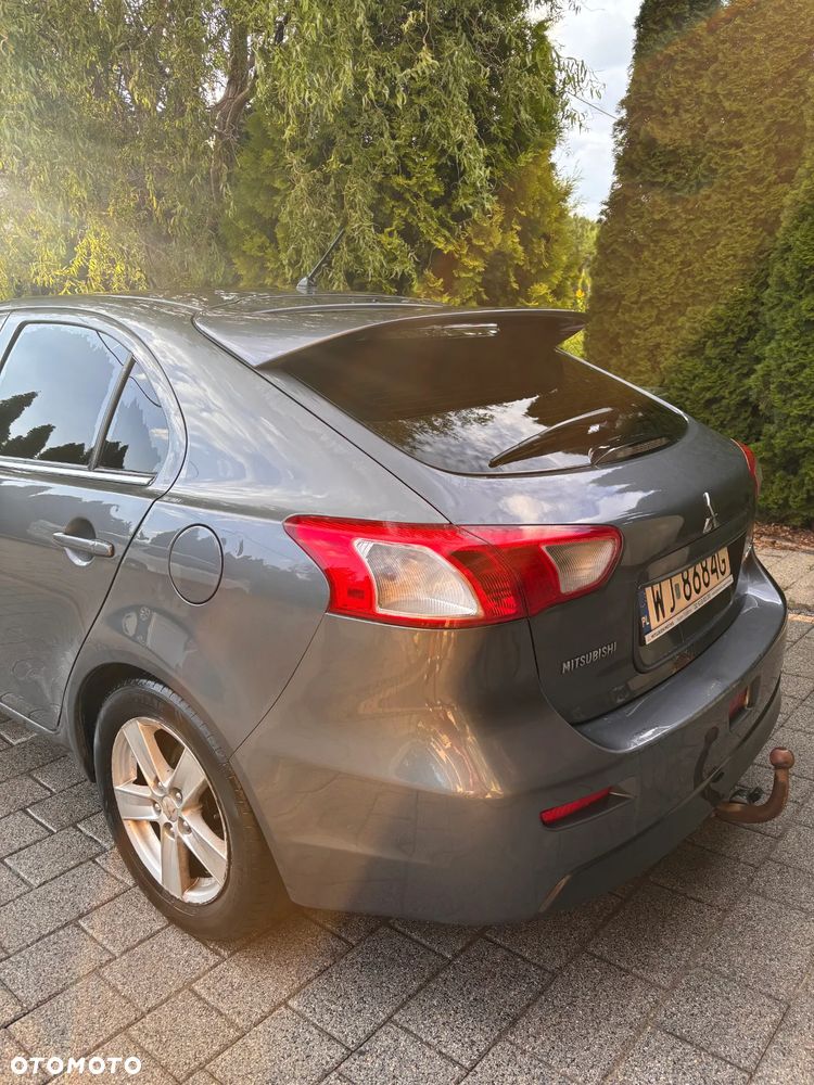 Mitsubishi Lancer 1.8 Invite - 11