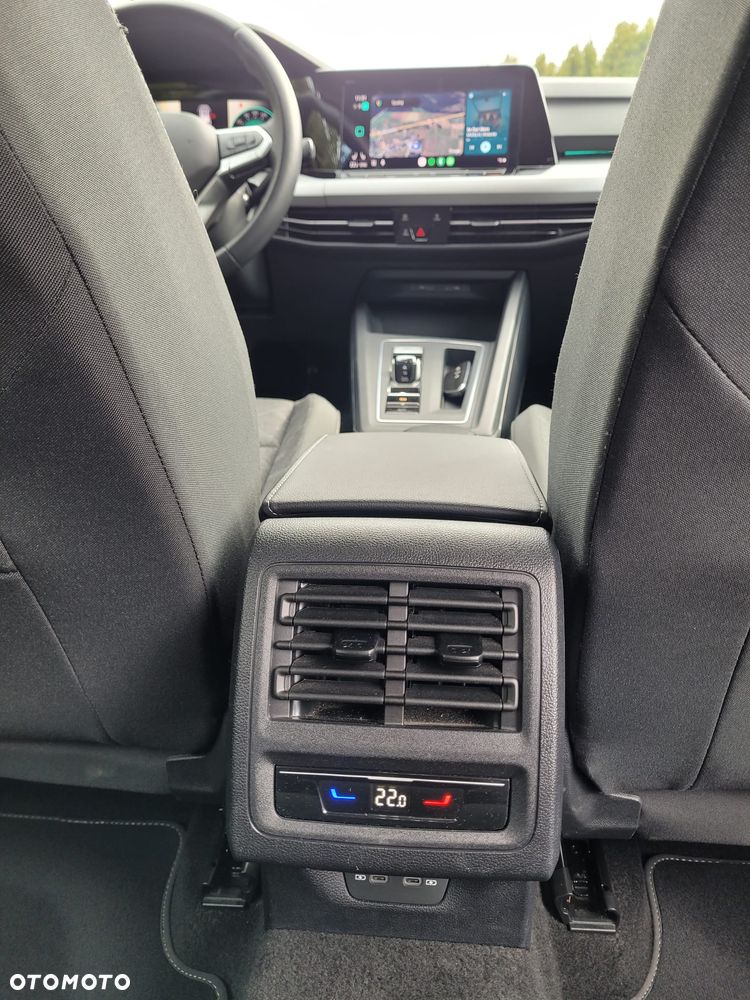 Volkswagen Golf - 24